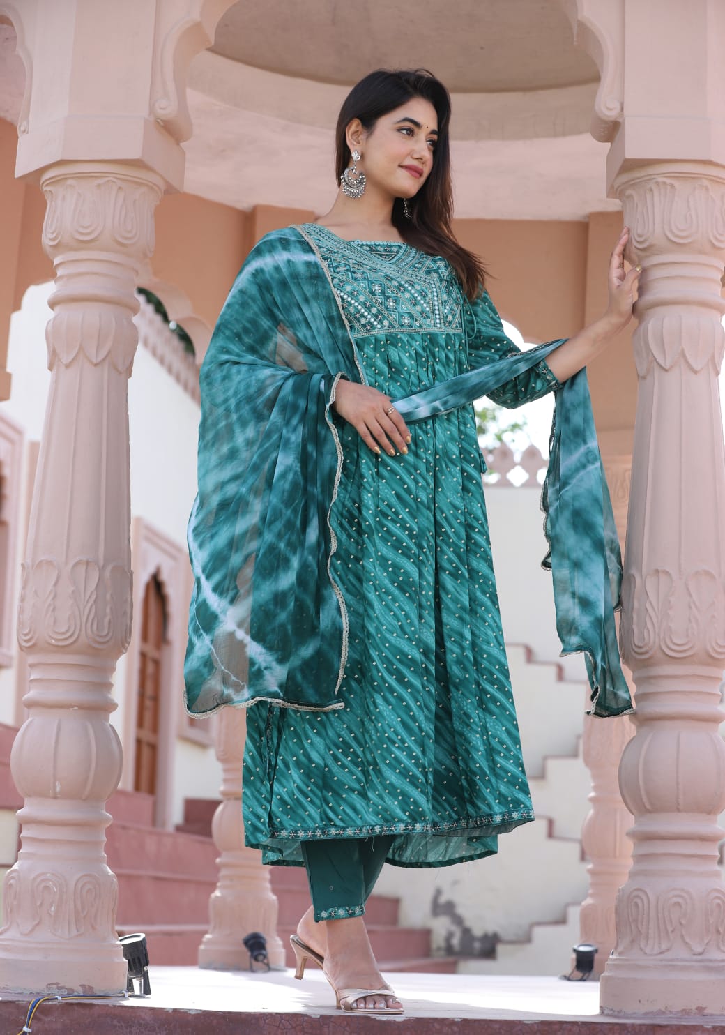 Nyra-Cut Rayon kurti palazzo set with dupatta - Rama