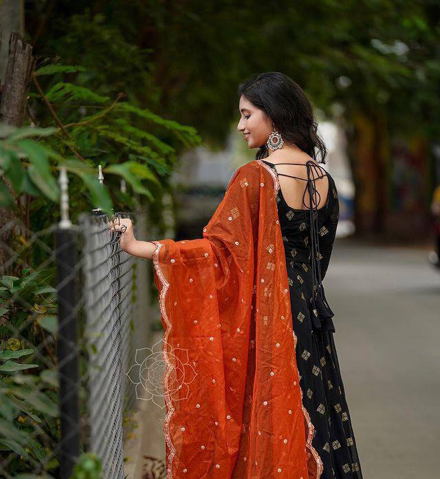 Gown - Black And Orange Duppata